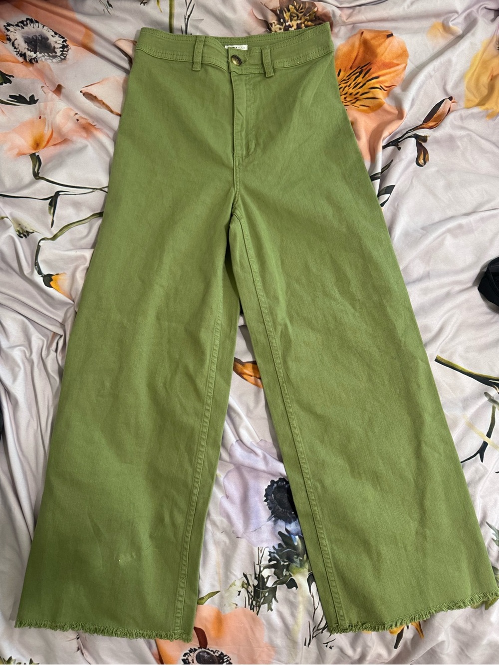 Billabong Olive Green High Rise Wide Leg Cropped Pants Size 26